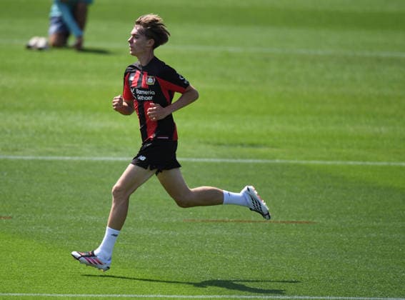 21.07.2026, xophax, Fussball 1.Bundesliga, Bayer 04 Leverkusen . Öffentliches Training . BayArena . Kennet Eichhorn trainiert allein.( Bayer 04 Leverkusen ) Leverkusen