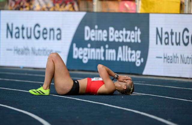 Jubel Siegerin SCHUSTER Franziska. Finale 100m Hürden, am 25.07.2026 Leichtathletik Deutschen Meisterschaften vom 25.07.- 26.07.2026 in Bochum-Wattenscheid Deutschland. Lohrheidestadion