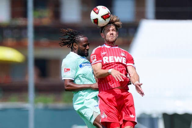 Pascal Klemens (Hertha BSC Berlin) und Jan Thielmann (1. FC Köln) kämpfen um den Ball, Friendly match, 1. FC Köln v Hertha BSC Berlin, Koasastadion am 31. July 2026 in St. Johann in Tirol, Österreich. (Foto von Marco Steinbrenner DeFodi Images) Pascal Klemens (Hertha BSC Berlin) und Jan Thielmann (1. FC Köln) battle for the ball, Friendly match, 1. FC Köln v Hertha BSC Berlin, Koasastadion, July 31, 2026 in St. Johann in Tirol, Austria. (Photo by Marco Steinbrenner DeFodi Images) -