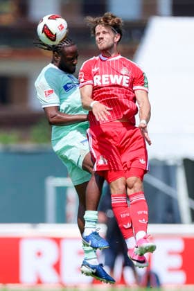Pascal Klemens (Hertha BSC Berlin) und Jan Thielmann (1. FC Köln) kämpfen um den Ball, Friendly match, 1. FC Köln v Hertha BSC Berlin, Koasastadion am 31. July 2026 in St. Johann in Tirol, Österreich. (Foto von Marco Steinbrenner DeFodi Images) Pascal Klemens (Hertha BSC Berlin) und Jan Thielmann (1. FC Köln) battle for the ball, Friendly match, 1. FC Köln v Hertha BSC Berlin, Koasastadion, July 31, 2026 in St. Johann in Tirol, Austria. (Photo by Marco Steinbrenner DeFodi Images) -