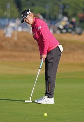 Golf: Women s British Open Shiho Kuwaki of Japan hits a putt on the second hole during the second round of the Women s British Open golf tournament on July 31, 2026, at Royal Lytham &amp; St Annes Golf Club in Lytham St Annes, England.  A14AA0005624717P