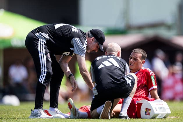 ST. JOHANN IN TIROL, AUSTRIA - JULY 31: Said El Mala (1. FC Koeln, 13) being treated by medical during a friendly game between 1. FC Koeln vs. Hertha BSC Berlin at trainings camp of 1. FC Koeln in Kitzbuehel of season 2026 27 at Koasastadion on July 31, 2026 in St. Johann in Tirol, Austria. Austria Copyright: xSteffiexWunderlx