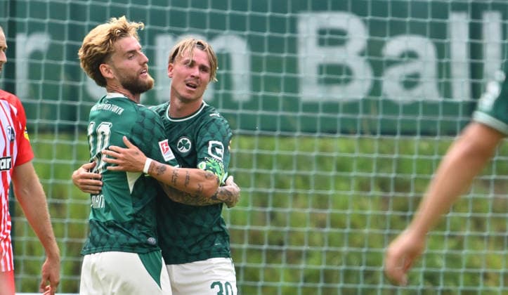 31.07.2026 - Fussball - Saison 2026 2027 - Testspiel Freundschaftsspiel Vorbereitungsspiel - SC Freiburg - SpVgg Greuther Fürth ( Kleeblatt ) - - Sportfoto Zink - xwoxzix - regulations prohibit any use of photographs as image sequences and or quasi-video - only for editorial use - Torjubel Jubel Freude nach Treffer Tor Torschuß zum 0:2 durch Felix Klaus (30, SpVgg Greuther Fürth ) - Ole Pohlmann (10, SpVgg Greuther Fürth ) Felix Klaus (30, SpVgg Greuther Fürth )