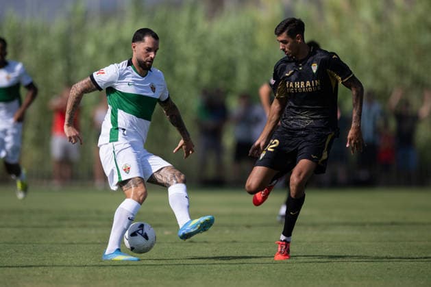 Tete Morente of Elche during preseason friendly match between Elche CF v Cordoba CF played at Oliva, Valencia on July 31, 2026 in Spain Oliva Valenci Spain Copyright: xVicentexVidalx xAgenciaxLOFx