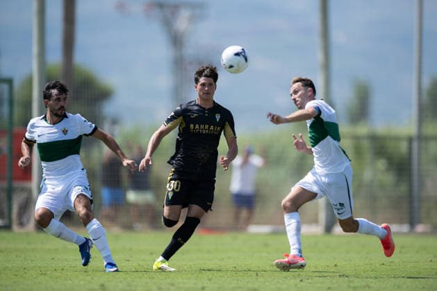 Alejandro Arevalo of Cordoba during preseason friendly match between Elche CF v Cordoba CF played at Oliva, Valencia on July 31, 2026 in Spain Oliva Valenci Spain Copyright: xVicentexVidalx xAgenciaxLOFx