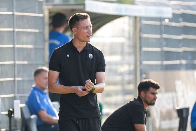 Kevin Stotz (Trainer, Cheftrainer, SVS), Einzelbild, Einzelfoto, Aktion, Action, 31.07.2026, Sandhausen (Deutschland), Fussball, bfv-Verbandspokal, 3. Runde, SV Sandhausen - TSG 1862 09 Weinheim