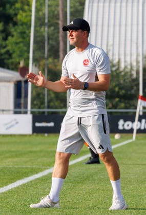 31.07.2026 - Fussball - Saison 2026 2027 - Regionalliga Bayern - 02. Spieltag: 1. FC Nürnberg FCN II ( Club ) - SpVgg Unterhaching - DaMa - xdaxmax - Andreas Andy Wolf (Trainer 1. FC Nürnberg FCN II ) zeigt an gestikuliert dirigiert gibt Anweisungen