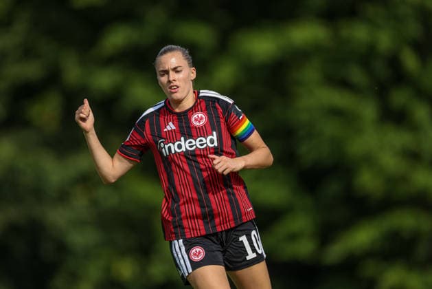 GER, Bad Nauheim, Eintracht Frankfurt vs Racing Strasbourg, Vorbereitung, Fussball, DFB, Spielzeit 2026 2027, Sportplatz Bad Nauheim, Testspiel im Bild: Laura Freigang (Eintracht Frankfurt Frauen 10) DFB DFL REGULATIONS PROHIBIT ANY USE OF PHOTOGRAPHS AS IMAGE SEQUENCES AND OR QUASI-VIDEO, 31.07.2026 Copyright: HMBxMedia HendrikxHamelau