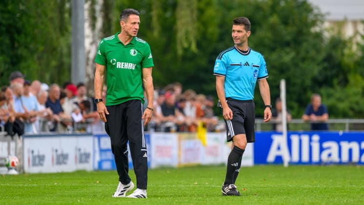 31.07.2026 - Fussball - Saison 2026 2027 - Regionalliga Bayern - 02. Spieltag: SC Eltersdorf - DJK Vilzing - JoTe - xjoxtex - Bernd Eigner (Trainer SC Eltersdorf ) Andreas Dinger (Schiedsrichter)