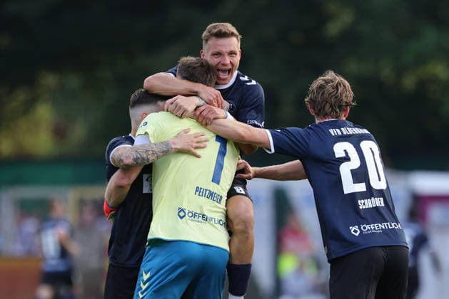 Spieler vom VfB Oldenburg mit Torjubel, Jubel, jubeln, jubelt, optimistisch, Spielszene, Highlight, Freude über das Tor zum 0:1, 31.07.2026, Bremen (Deutschland), Fussball, Regionalliga Nord, SV Werder Bremen II - VfB Oldenburg