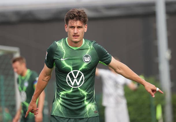 Joakim Maehle (VfL Wolfsburg) Fussball, Herren, Saison 2026 2027, 2.Liga, VfL Wolfsburg gegen SC Telstar, Testspiel, Saisonvorbereitung, 3-1 DFL REGULATIONS PROHIBIT ANY USE OF PHOTOGRAPHS AS IMAGE SEQUENCES AND OR QUASI-VIDEO.
