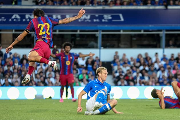 Birmingham City v Barcelona, Pre-Season Friendly Birmingham City defender Christoph Klarer (4) gives away penalty during the Pre-Season Friendly match between Birmingham City and Barcelona at the St Andrew s @ Knighthead Park, Birmingham, UK on 31 July 2026. Birmingham St Andrew s @ Knighthead Park West Midlands UK Editorial use only , Copyright: xManjitxNarotrax PSI-24615-0017