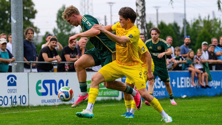 31.07.2026 - Fussball - Saison 2026 2027 - Regionalliga Bayern - 02. Spieltag: SC Eltersdorf - DJK Vilzing - JoTe - xjoxtex - Felix Rippert (42, SC Eltersdorf ) Elija Härtl (4, DJK Vilzing )