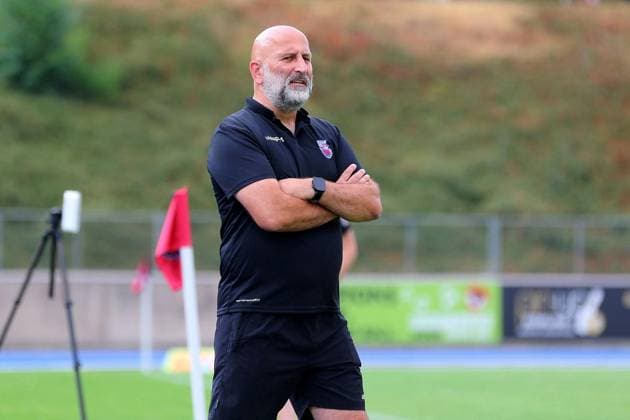 Regionalliga West: Bonner SC - Rot-Weiß Oberhausen ** NUR FÜR REDAKTIONELLE ZWECKE ** EDITORIAL USE ONLY **<p>Trainer Björn Mehnert Bonner SC - RWO Ort: Bonn, Sportpark Nord Datum: 31.07.2026 Deutschland NRW Bonn Copyright: MichaxKorb