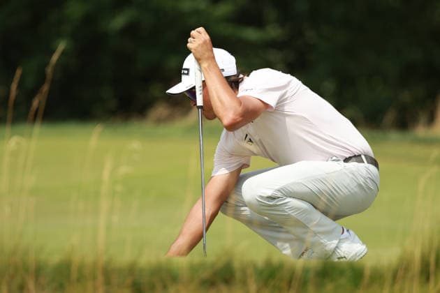 Rocket Classic DETROIT, MICHIGAN - JULY 31: Rickie Fowler of the United States lines up his putt on the 9th green during the second round of the Rocket Classic 2026 at the Detroit Country Club in Detroit, Michigan, MI, USA Friday, July 31, 2026. Detroit Michigan United States  Copyright: xJorgexLemusx originalFilename:lemus-rocketcl260731_npWsO.jpg