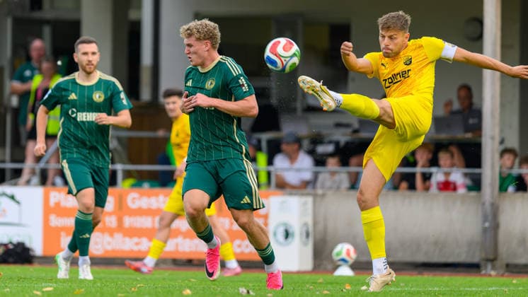 31.07.2026 - Fussball - Saison 2026 2027 - Regionalliga Bayern - 02. Spieltag: SC Eltersdorf - DJK Vilzing - JoTe - xjoxtex - Robin Renner (27, SC Eltersdorf ) Korbinian Stütz (4, SC Eltersdorf ) Paul Grauschopf (5, DJK Vilzing )