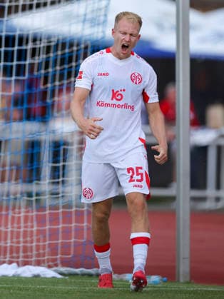 Andreas Hanche-Olsen (1. FSV Mainz 05) celebrates after scoring his teams first goal during the pre-season friendly match between 1. FSV Mainz 05 and Shabab Al Ahli at Grenzlandstadium Arena on July 31, 2026 in Kufstein, Austria. (Photo by Marco Steinbrenner DeFodi Images) -