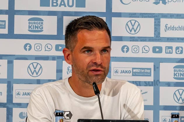 Chemnitz, Deutschland 31. Juli 2026: Regionalliga Nordost - 2026 2027 - Sp. 2 - Chemnitzer FC gegen BFC Preussen Im Bild: Trainer Benjamin Duda (CFC) bei der Pressekonferenz Copyright: xFotostandx xNachtigallx