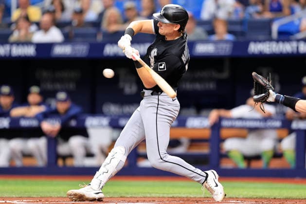 July 31, 2026, St. Petersburg, Florida, USA: Chicago White Sox shortstop Colson Montgomery (12) fouls off a pitch during an MLB, Baseball Herren, USA game against the Chicago White Sox on July 31, 2026 at Tropicana Field. The White Sox beat the Rays 6-1. St. Petersburg USA - ZUMAh180 20260731_zsp_h180_008 Copyright: xKimxHukarix