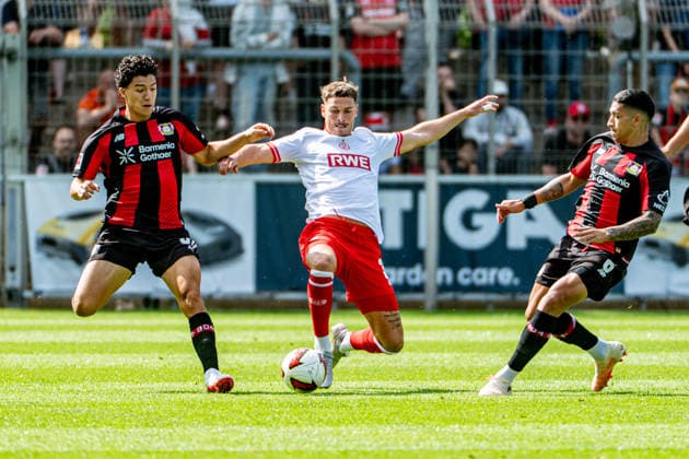 Testspiel Bayer 04 Leverkusen - Rot-Weiss Essen, am 01.08.2026, Ulrich-Haberland-Stadion, Leverkusen. Ibrahim Maza (Bayer 04 Leverkusen 30), Ezequiel Fernandez (Bayer 04 Leverkusen 6), ; Testspiel Bayer 04 Leverkusen - Rot-Weiss Essen, am 01.08.2026, Ulrich-Haberland-Stadion, Leverkusen. Copyright: xBEAUTIFULxSPORTS Erlhofx