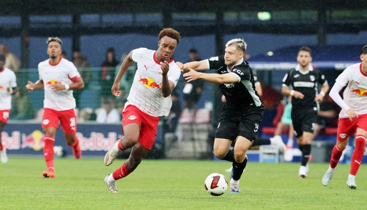 RB Leipzig Ð Verl Testspiel Leipzig, 01.08.2026, Red Bull Campus, Fussball, Testspiel , RB Leipzig vs. SC Verl , Im Bild von links: Assan Ouedraogo ( 8, RB Leipzig), Paul Lehmann ( 14, Verl) . , Nur zur redaktionellen Nutzung. Only editorial use. ,