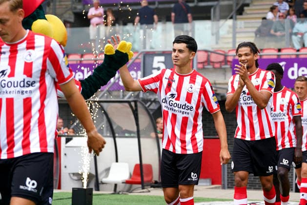 Friendly: Sparta Rotterdam v MSV Duisburg Rotterdam - Younes Jaber El Meftahi of Sparta Rotterdam, Alwande Roaldsoy of Sparta Rotterdam before a friendly in preparation of the 2026 2027 season. The match is set between Sparta Rotterdam and MSV Duisburg at Het Kasteel on 1 August 2026 in Rotterdam, The Netherlands. (Hero Images Danny de Groot) Copyright: xDannyxdexGrootx