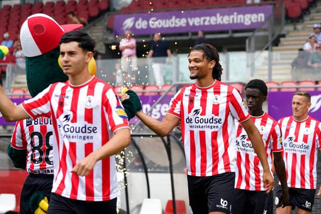 Friendly: Sparta Rotterdam v MSV Duisburg Rotterdam - Younes Jaber El Meftahi of Sparta Rotterdam, Alwande Roaldsoy of Sparta Rotterdam, Ayoni Santos of Sparta Rotterdam, Jens Toornstra of Sparta Rotterdam before a friendly in preparation of the 2026 2027 season. The match is set between Sparta Rotterdam and MSV Duisburg at Het Kasteel on 1 August 2026 in Rotterdam, The Netherlands. (Hero Images Danny de Groot) Copyright: xDannyxdexGrootx