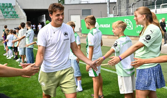 01.08.2026 - SpVgg Greuther Fürth Fuerth - Mannschaftsvorstellung Saisoneröffnung 2026 2027 - - xwoxzix - Lukas Reich (2, SpVgg Greuther Fürth )