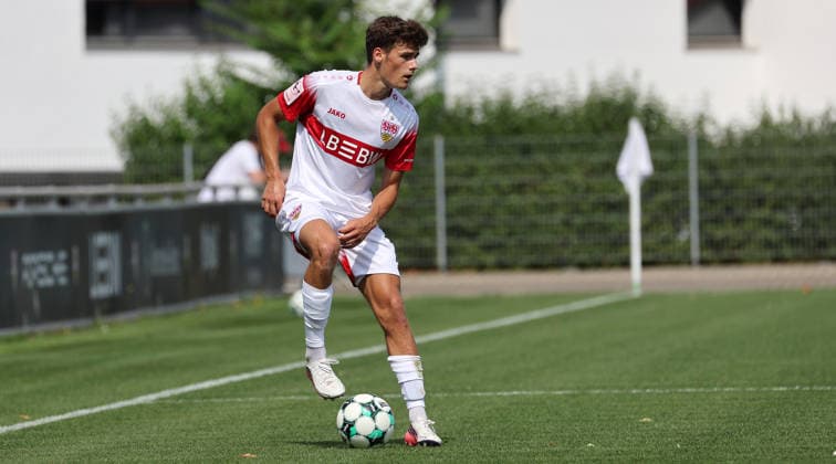 2026.08.01, Deutschland, Stuttgart, Fußball VfB Stuttgart II vs. FC Astoria Walldorf, Lauri Lukas Penna (VfB)
