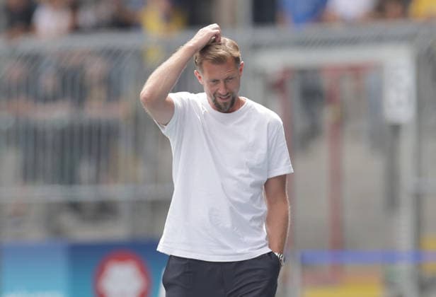 Cheftrainer Lars Kornetka (Eintracht Braunschweig) Fussball, Herren, Saison 2026 2027 2.BL, Eintracht Stadion, Eintracht Braunschweig gegen RAAL La Louviere, Saisonvorbereitung, Testspiel DFL REGULATIONS PROHIBIT ANY USE OF PHOTOGRAPHS AS IMAGE SEQUENCES AND OR QUASI-VIDEO.