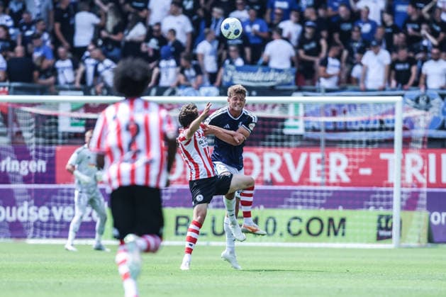 Fussball, 3.Liga Saison 2026 2027 Testspiel Sparta Rotterdam - MSV Duisburg 01.08.2026, Sparta Stadion Het Kasteel Ben Schlicke (MSV Duisburg, 40) Rotterdam Sparta Stadion Het Kasteel Niederlande