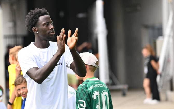 01.08.2026 - SpVgg Greuther Fürth Fuerth - Mannschaftsvorstellung Saisoneröffnung 2026 2027 - - xwoxzix - Omar Sillah (42, SpVgg Greuther Fürth )