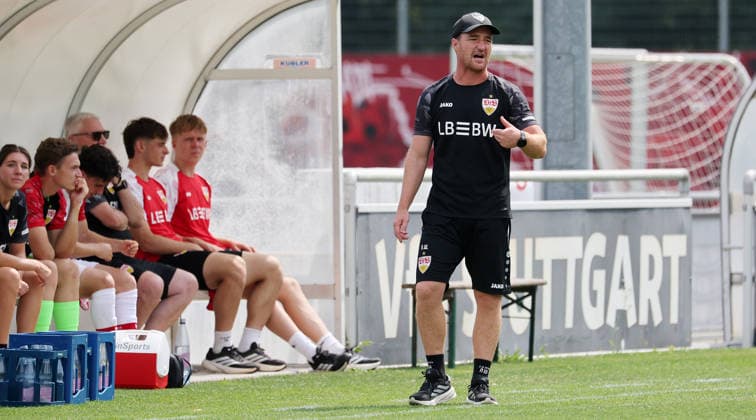 2026.08.01, Deutschland, Stuttgart, Fußball VfB Stuttgart II vs. FC Astoria Walldorf, Trainer Nico Willig (VfBII)