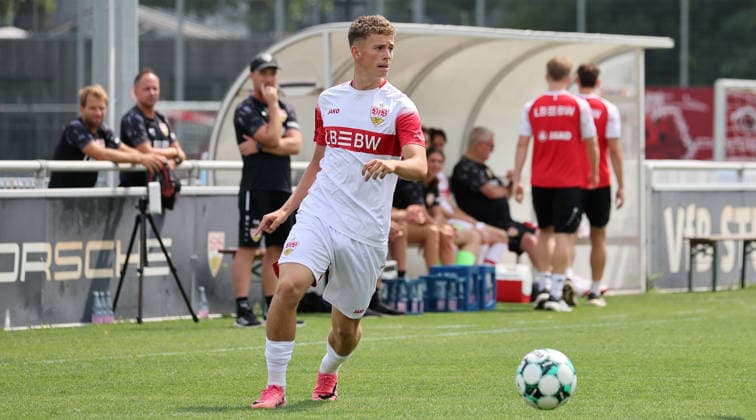 2026.08.01, Deutschland, Stuttgart, Fußball VfB Stuttgart II vs. FC Astoria Walldorf, Luca Berreth (VfB)