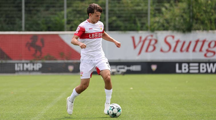 2026.08.01, Deutschland, Stuttgart, Fußball VfB Stuttgart II vs. FC Astoria Walldorf, Neno Zezelj (VfB)