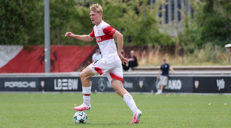 2026.08.01, Deutschland, Stuttgart, Fußball VfB Stuttgart II vs. FC Astoria Walldorf, Maximilian Herwerth (VfB)