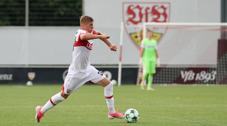 2026.08.01, Deutschland, Stuttgart, Fußball VfB Stuttgart II vs. FC Astoria Walldorf, Luca Berreth (VfB)