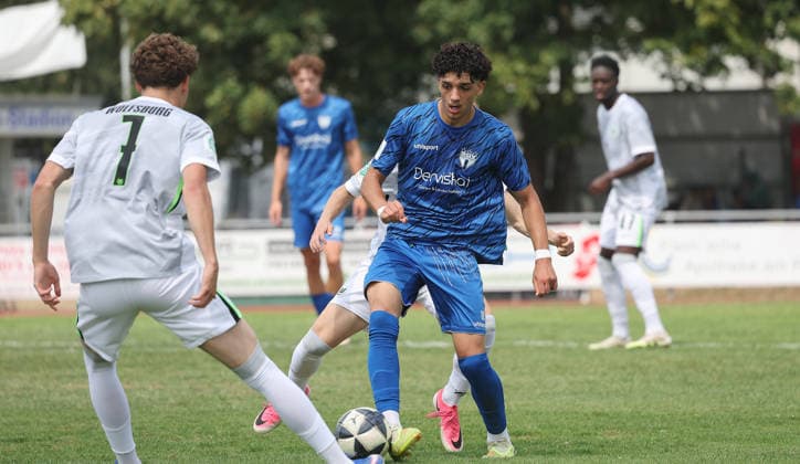 Freiberg , Fußball U19 DFB Pokal Junioren SGV Heilbronn-Freiberg vs. VfL Wolfsburg , Gianluca Mazzola ( SGV )