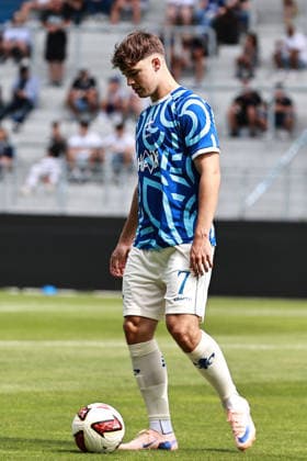 01.08.2026, xtvx, Fussball Testspiel, SV Darmstadt 98 - FC Portsmouth v.l. Noah Weisshaupt (SV Darmstadt 98) warms up, beim Aufwaermen (DFL DFB REGULATIONS PROHIBIT ANY USE OF PHOTOGRAPHS as IMAGE SEQUENCES and or QUASI-VIDEO) Darmstadt