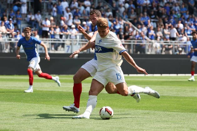 2026.08.01 Darmstadt, Testpiel SV Darmstadt 98 - FC Portsmouth v.l.Fynn-Luca Lakenmacher (SV Darmstadt 98) in action, with the ball Copyright: HMBxMedia JoaquimxFerreira