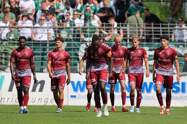 01.08.26, GER, Regionalliga Nord, Fussball, 1. Spieltag, Saison 2026 2027, Dietmar-Scholze-Stadion an der Lohmuehle, VfB Luebeck vs SC Weiche Flensburg Torjubel Jubel. Torschütze Torschuetze Kevin Ntika (SC Weiche Flensburg 08 05) jubelt ueber das Tor zum 1:1 Foto nordphoto GmbH Tauchnitz Luebeck Dietmar-Scholze-Stadion an der Lohmuehle SH Germany Copyright: xnordphotoxGmbHx xTauchnitzx