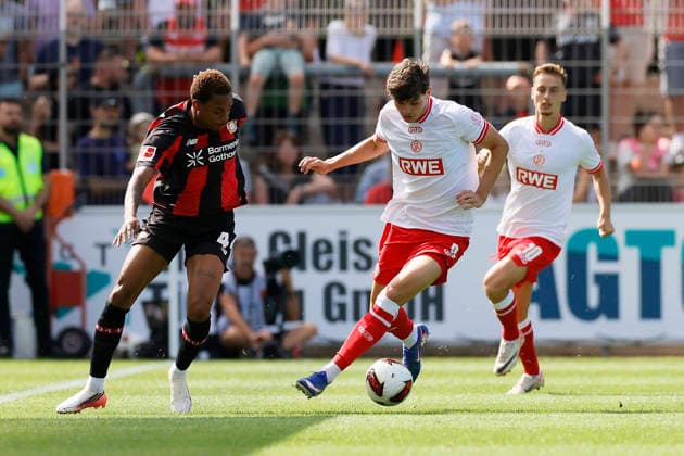 Fußball Testspiel Bayer 04 Leverkusen - Rot-Weiss Essen am 01.08.2026 im Ulrich-Haberland-Stadion in Ulrich-Haberland-Stadion Jaka Cuber Potocnik ( Rot-Weiss Essen )