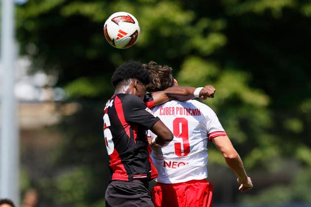 Fußball Testspiel Bayer 04 Leverkusen - Rot-Weiss Essen am 01.08.2026 im Ulrich-Haberland-Stadion in Ulrich-Haberland-Stadion Jaka Cuber Potocnik ( Rot-Weiss Essen )