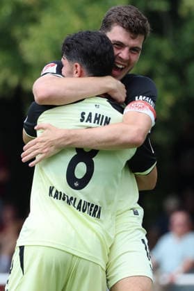01.08.2026, xrekx, Fussball Testspiel, FC Metz - 1.FC Kaiserslautern v.l. Torjubel nach dem Tor zum celebrating the goal celebrate 0:3 durch Semih Sahin (1.FC Kaiserslautern) mit Jacob Rasmussen (1.FC Kaiserslautern) (DFL DFB REGULATIONS PROHIBIT ANY USE OF PHOTOGRAPHS as IMAGE SEQUENCES and or QUASI-VIDEO) Metz