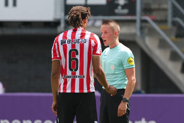 2026-08-01 Sparta Rotterdam v MSV Duisburg - Pre Season Friendly ROTTERDAM, NETHERLANDS - AUGUST 1: Referee Niels Boel in discussion with Alwande Roaldsoy of Sparta Rotterdam during the Pre Season Friendly match between Sparta Rotterdam and MSV Duisburg at Sparta-stadion Het Kasteel on August 1, 2026 in Rotterdam, Netherlands. Rotterdam Sparta-stadion Het Kasteel Netherlands Content not available for redistribution in The Netherlands directly or indirectly through any third parties. Copyright: xHansxvanxderxValkx