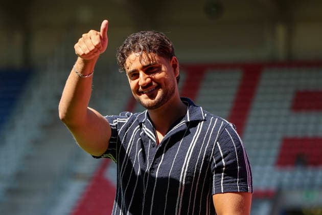 01.08.2026, GER, Fussball, Herren, Testspiel, Saison 2026 2027, KFC Uerdingen - Delay Sports Präsident Elias Eli Nerlich gestikuliert, Gestik Krefeld Grotenburg-Stadion Nordrhein-Westfalen Deutschland Copyright: xAdrianxSchlüterx