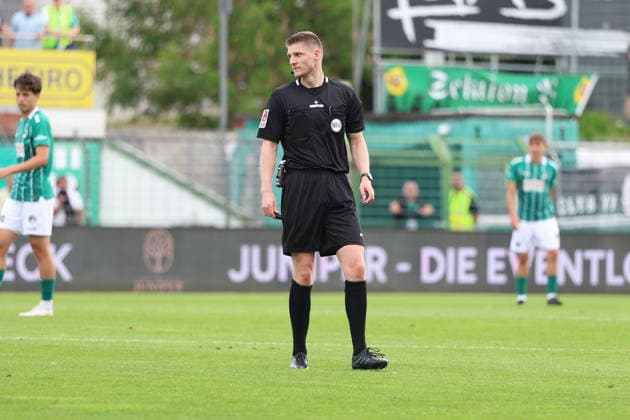 Fußball I Herren I Saison 2026 2027 I Regionalliga Nord I 1. Spieltag I VfB Lübeck - SC Weiche Flensburg I 01.08.2026 Schiedsrichter Kevin Behrens Lübeck Stadion an der Lohmühle Schleswig-Holstein Deutschland Copyright: xLobeca VivianxPfaffx