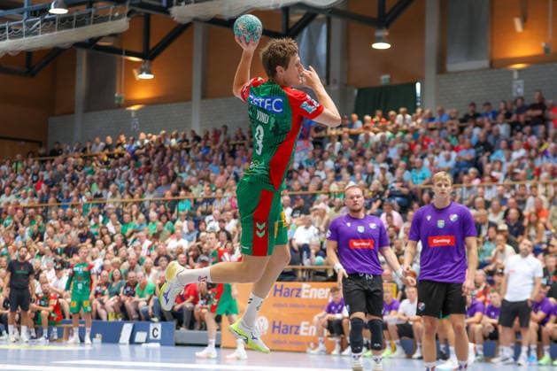01.08.2026, xtgx, Handball - Testspiel SC Magdeburg - Corotop Gwardia Opole emspor, v.l. Oskar Vind Rasmussen (Magdeburg, 9) wirft Tor, Torschuetze, erzielt Tor, Treffer, scores the goal Ilsenburg