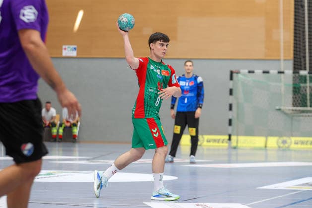 01.08.2026, xtgx, Handball - Testspiel SC Magdeburg - Corotop Gwardia Opole emspor, v.l. Tim Thielicke (Magdeburg, 8) am Ball, plays the ball Ilsenburg