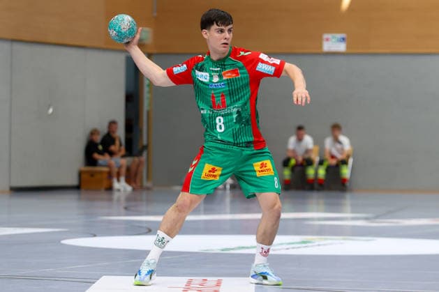 01.08.2026, xtgx, Handball - Testspiel SC Magdeburg - Corotop Gwardia Opole emspor, v.l. Tim Thielicke (Magdeburg, 8) am Ball, plays the ball Ilsenburg
